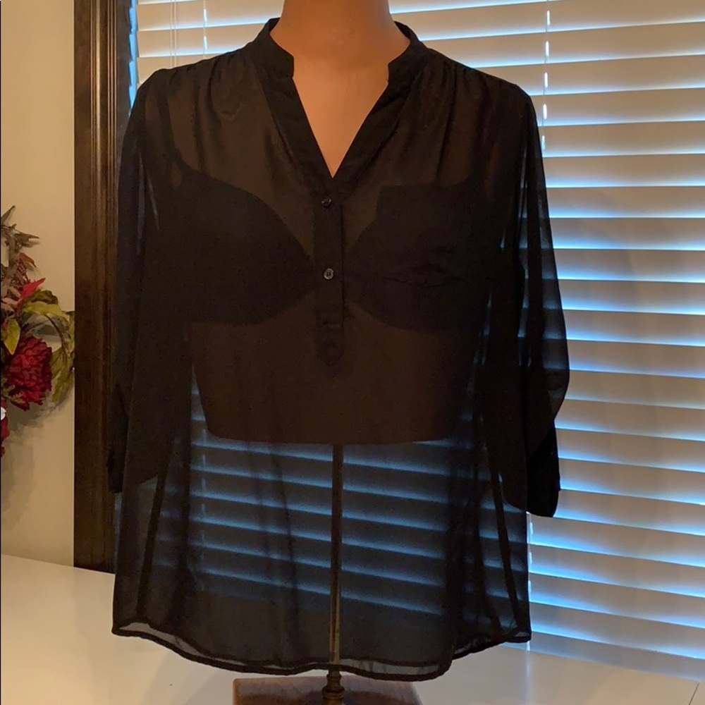 Black three-quarter sleeve Maurices blouse
